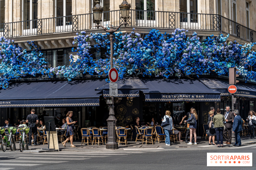 Les cafés fleuris de Paris