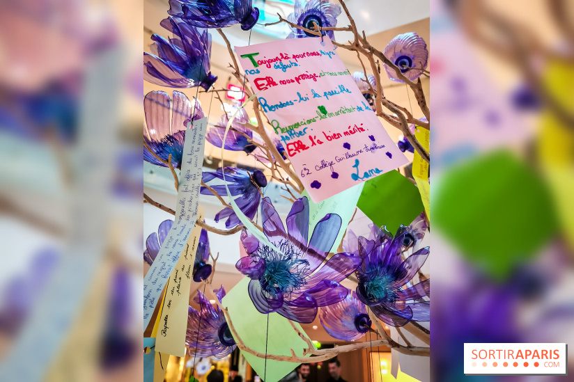 Les bouteilles à la mer, l'exposition poétique et florale autour de la pollution à Beaugrenelle