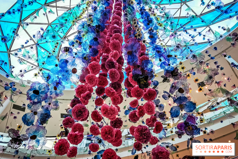 Les bouteilles à la mer, l'exposition poétique et florale autour de la pollution à Beaugrenelle