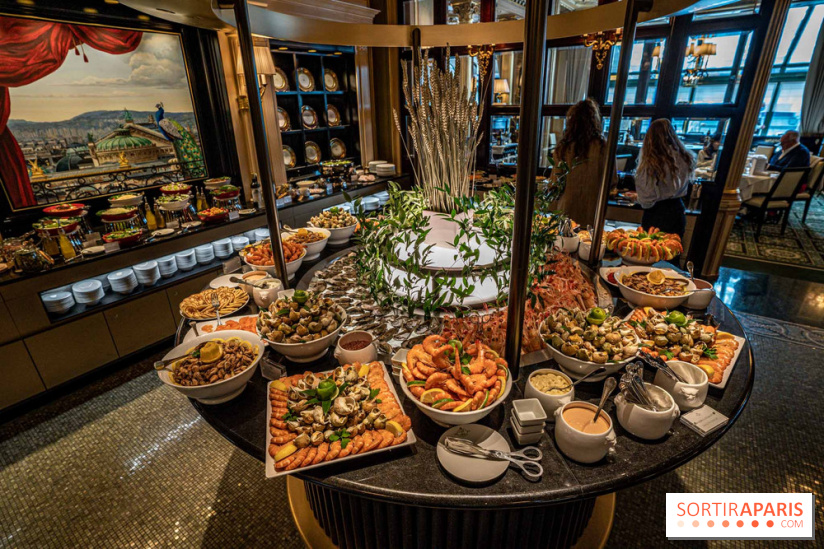 Photos : le Brunch royal du café de la Paix