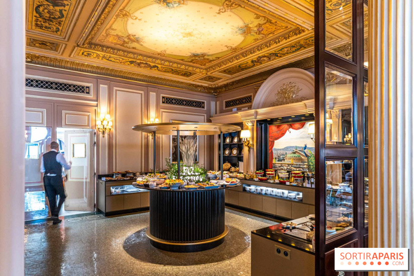 Photos : le Brunch royal du café de la Paix