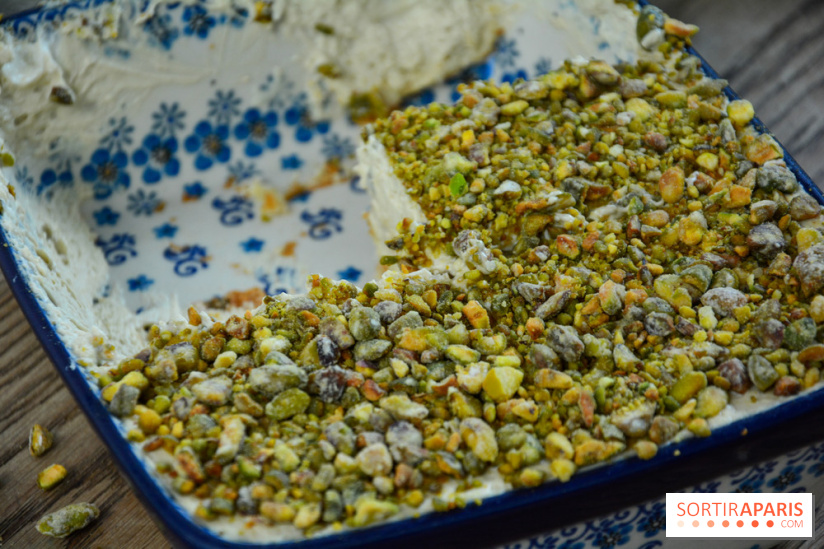 Un bar à glaces et un dessert dans un train de la Félicita