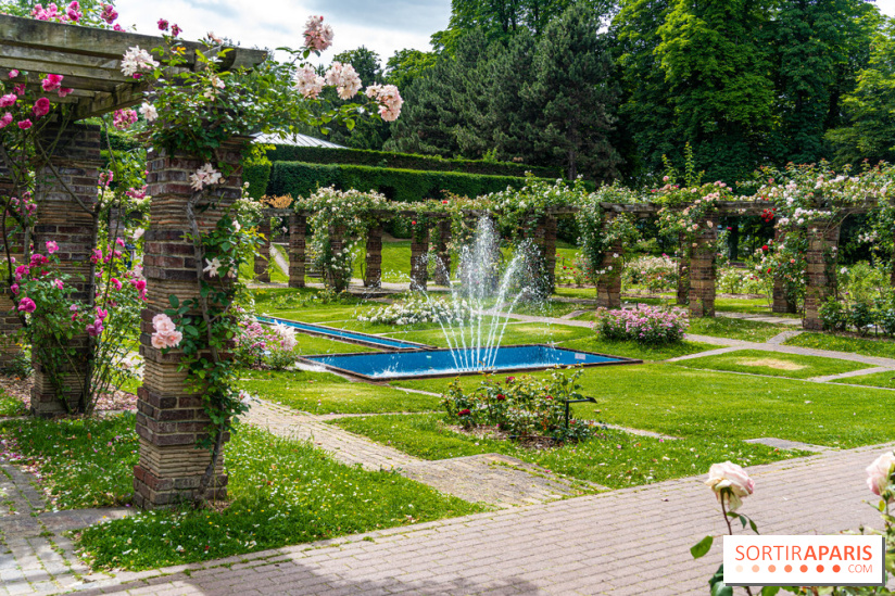 La Roseraie du Parc Lebaudy sur l'Ile de Puteaux