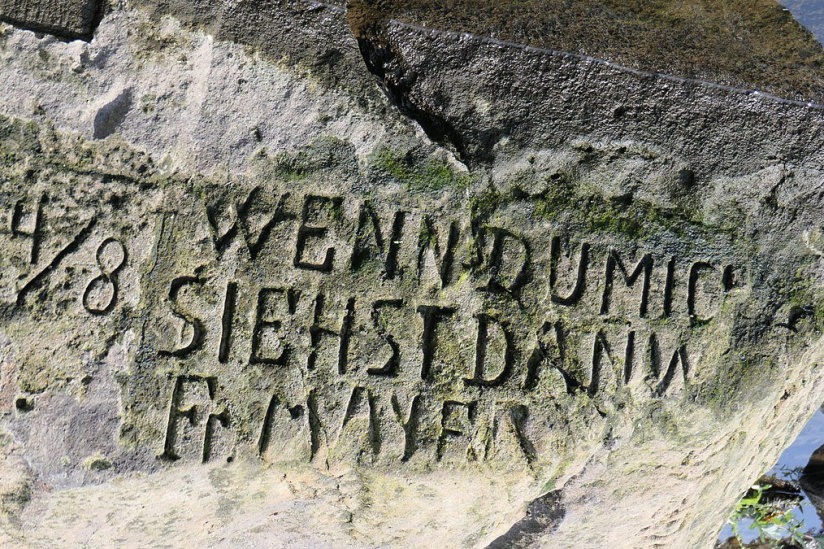 Pierres de la faim : que signifient ces avertissements laissés par nos ancêtres ? 