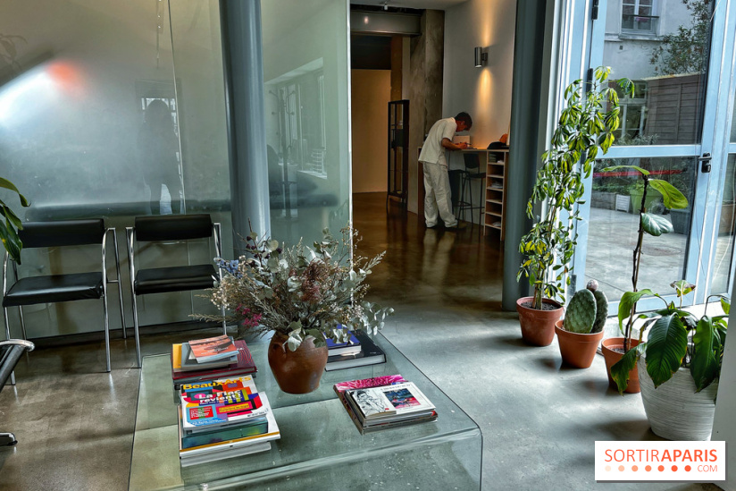 Rayon Noir, le salon de tatouage et de design moderne et accueillant du 12e arrondissement