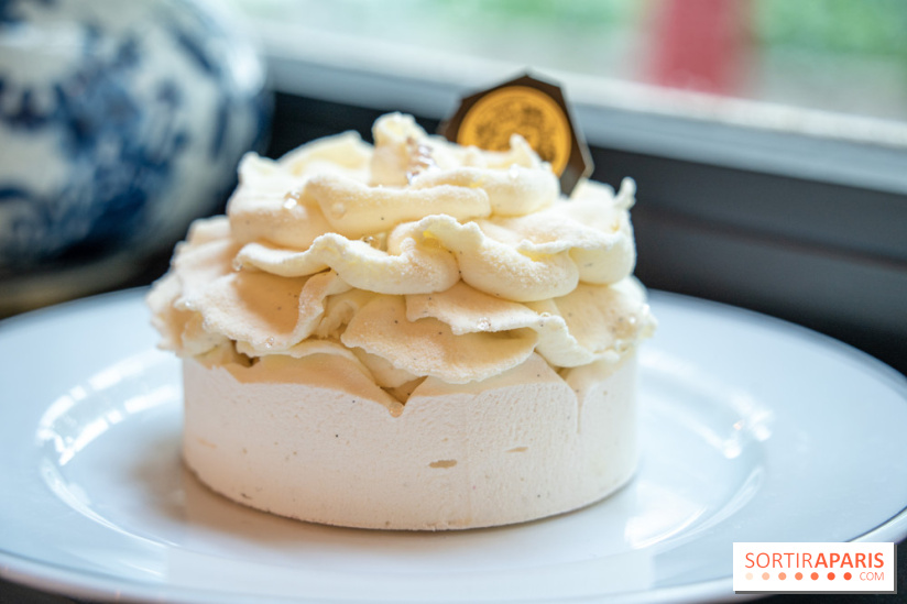 Thé glacé et pavlova Flower Summer chez Mariage Frères