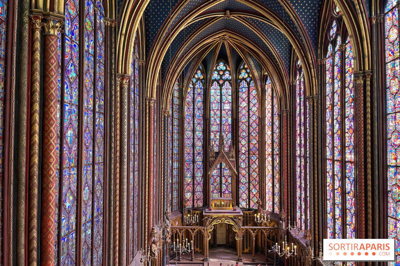 La Sainte-Chapelle et ses 1113 vitraux, un véritable joyau gothique à Paris