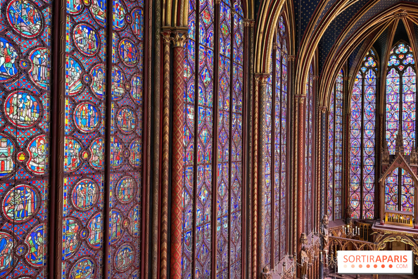 La Sainte-Chapelle et ses 1113 vitraux, un véritable joyau gothique à Paris