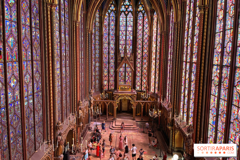 La Sainte-Chapelle et ses 1113 vitraux, un véritable joyau gothique à Paris