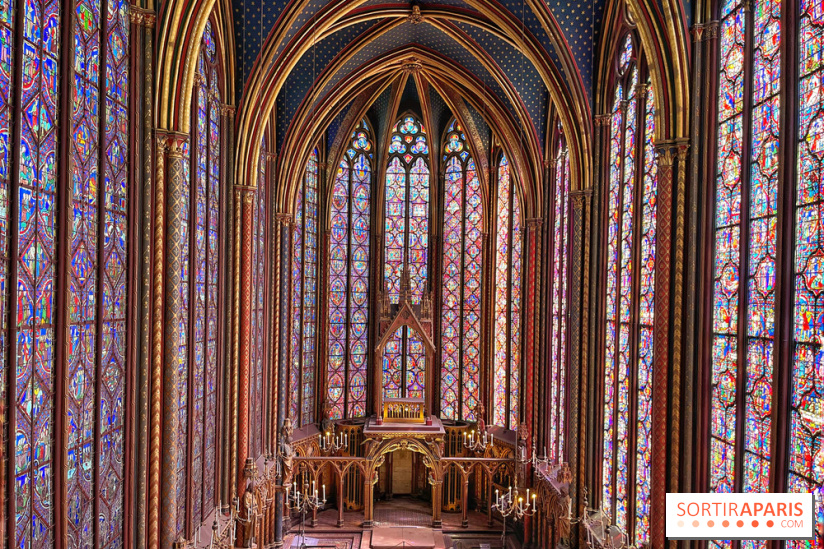 La Sainte-Chapelle et ses 1113 vitraux, un véritable joyau gothique à Paris