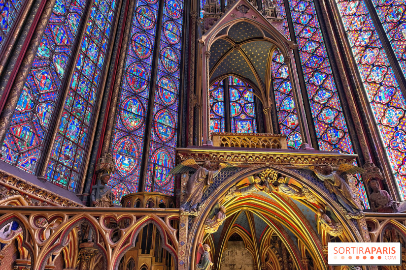 La Sainte-Chapelle et ses 1113 vitraux, un véritable joyau gothique à Paris