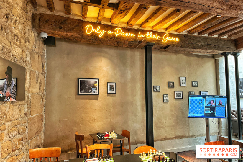 Blitz Society, le bar parisien qui vous apprend à jouer aux échecs