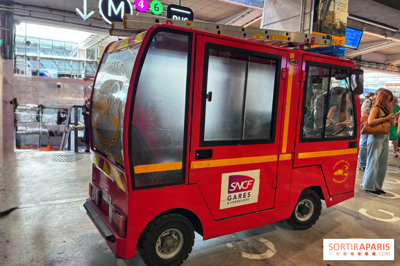 Visuels Paris - mini camion pompier gare