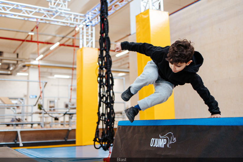 Vacances de Pâques 2023 : un stage ninja Warrior & trampoline à Carré ...