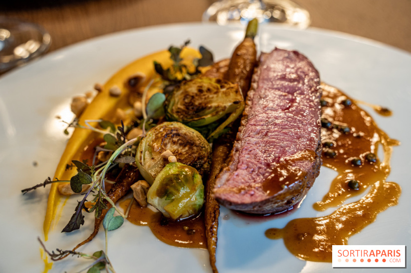 Sphère restaurant Paris 8e - filet de canette - chou de Bruxelles - mousseline potimarron