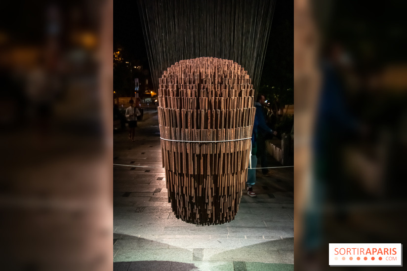 Nuit Blanche 2022 sur la place de la Samaritaine : Bing Bang, une sculpture hypnotisante et sonore