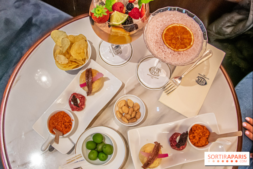 Cova lance son aperitivo chic au sein de sa pâtisserie, à côté de La Samaritaine