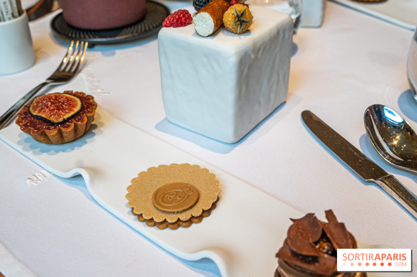 Le Tea Time d'Automne de Quentin Lechat au Royal Monceau -Raffles Paris - mini pâtisseries