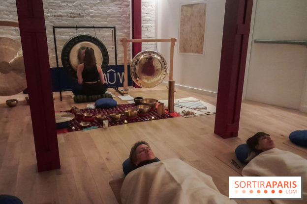 At Aûm, studio de yoga et espace de coworking dans le 20e