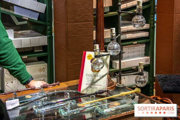 Harry Potter : nos photos du pop-up store Arribas, spécialisé dans le verre, sur les Champs-Elysées