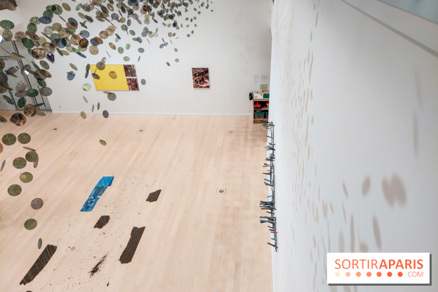 Le synthétique au cœur de l’humain, nos photos de l'expo au Centre culturel canadien