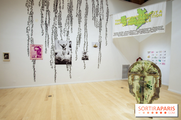 Le synthétique au cœur de l’humain, nos photos de l'expo au Centre culturel canadien