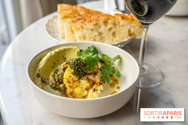 Alluma Restaurant - chou fleur doré - herbes