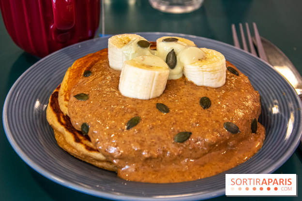 Avocateria Gare de Lyon pancakes praliné noix de cajou