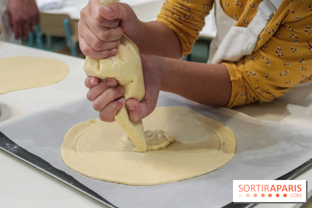 Ateliers galette des rois chez Maison Fika