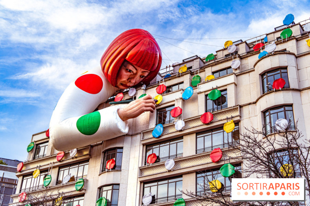 Yayoi Kusama chez Louis Vuitton sur les Champs-Elysées - photos 