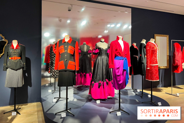 De Chanel à Saint Laurent une garde-robe Haute Couture