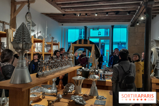 Les Toits de Paris, la boutique-musée dédiée aux toits parisiens dans le Marais