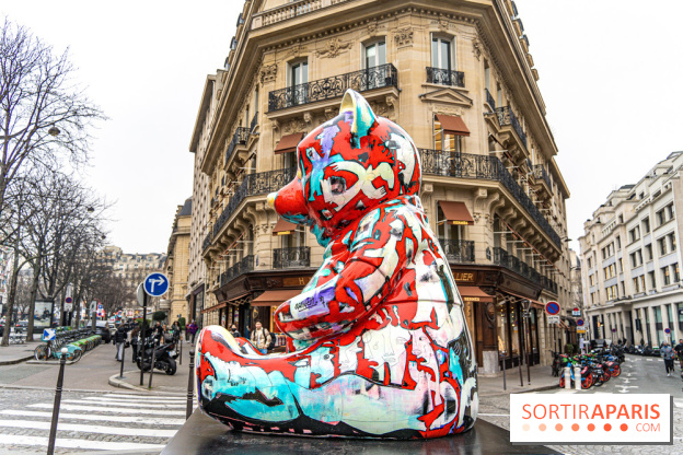 Exposition Julien et ses Juliogoths, avenue George V Paris