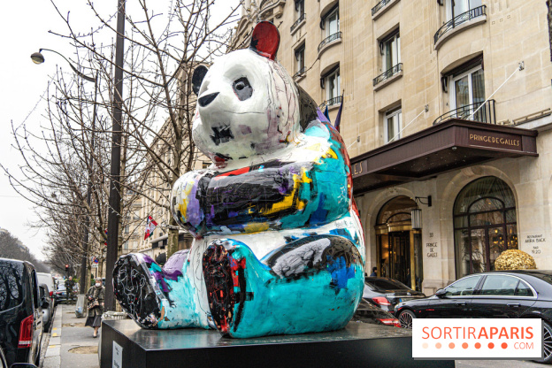 Exposition Julien et ses Juliogoths, avenue George V Paris