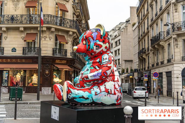 Exposition Julien et ses Juliogoths, avenue George V Paris