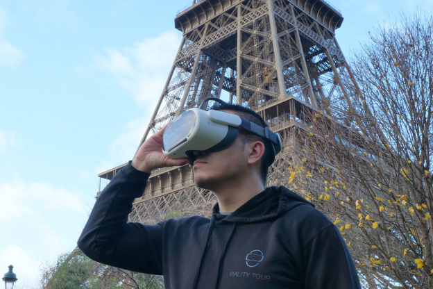 Visitez la Tour Eiffel de 1889 en VR  - eiffelVR