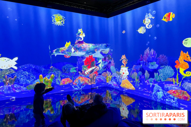 Comme Un Poisson Dans L'Eau - L'installation immersive de TeamLab au Bon Marché