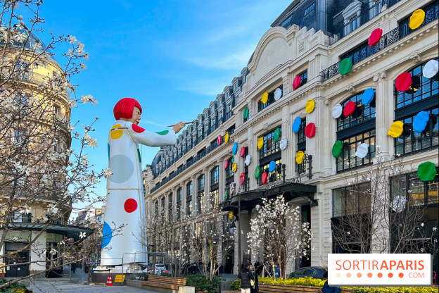Yayoi Kusama face à la Samaritaine - image00001
