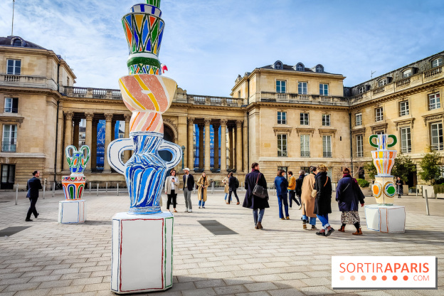 Exposition à l'Assemblée nationale : Alexandre Benjamin Navet décore la cour du Palais Bourbon