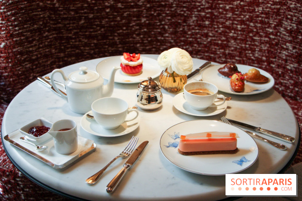 Butterfly Pâtisserie de Matthieu Carlin à l'Hôtel de Crillon - Table du Salon de Thé (1)