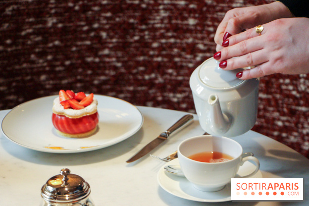 Butterfly Pâtisserie de Matthieu Carlin à l'Hôtel de Crillon - Table du Salon de Thé (3)