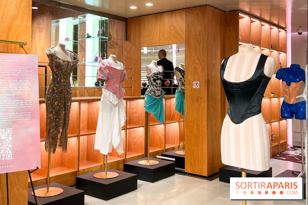 Vivienne Westwood Corsets - image00012