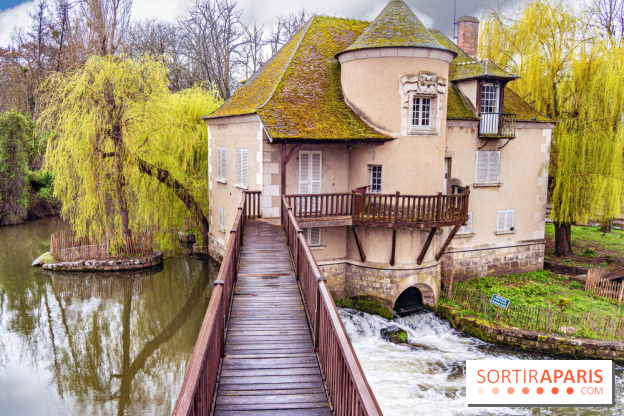 Moret-sur-Loing - citée médiévale - plus beaux détours de France - moulin