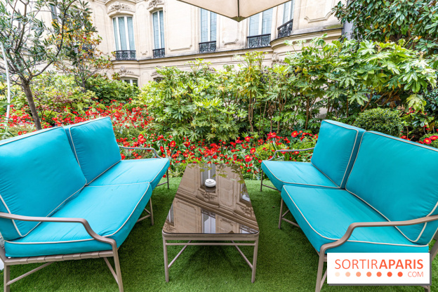 La terrasse cachée du Joy à l'Hôtel Fouquet's 2023 : le jardin de coquelicots -  A7C2745