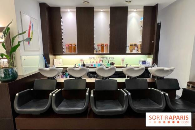 Salon Michel Brosseau - Intérieur salon de coiffure