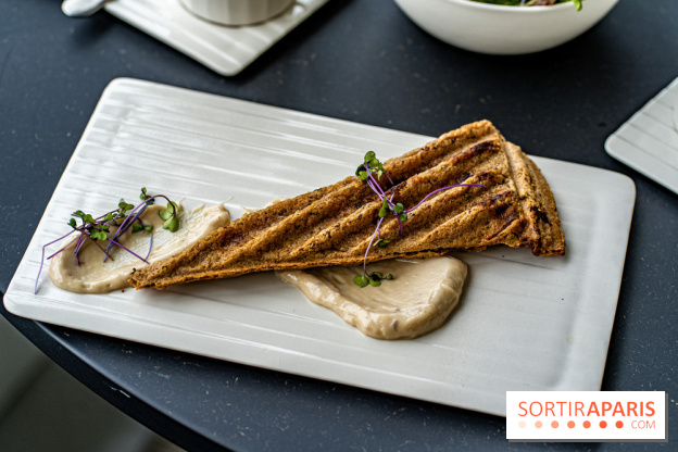 Le Tea Time secret de la Halle aux Grains dans la Bourse de Commerce -  A7C3375