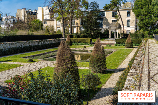 Parc de la Folie Saint-James à Neuilly-sur-Seine