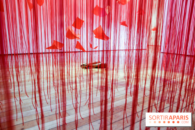 Expo Memory Under The Skin de Chiharu Shiota à Paris, nos photos