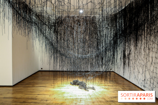 Expo Memory Under The Skin de Chiharu Shiota à Paris, nos photos