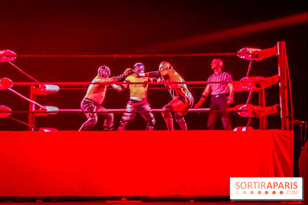 Nuit Blanche 2023 : la lucha libre fait le show sur la place du Châtelet !